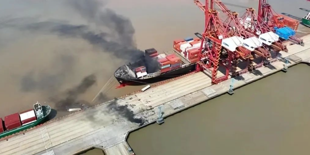 突發(fā)港口火災！